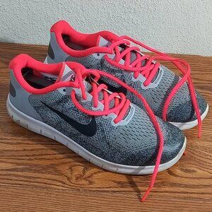 Girl's Nike Free RN Low Wolf, Gray/Pink, Size 5Y